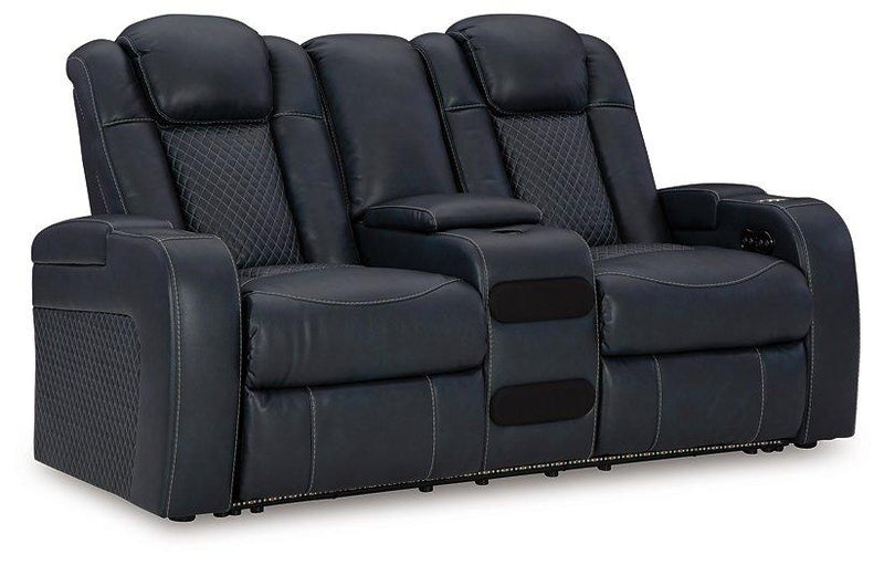 Fyne-Dyme Living Room Set