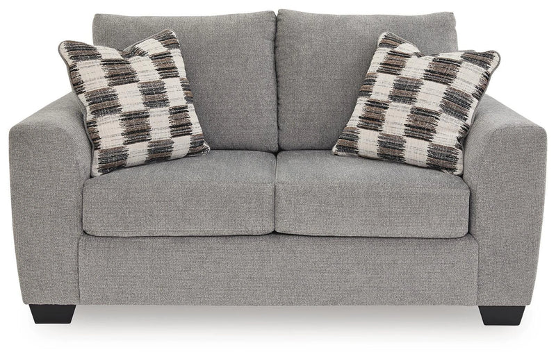Loreo Loveseat