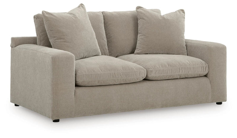 Maxton Heights Loveseat