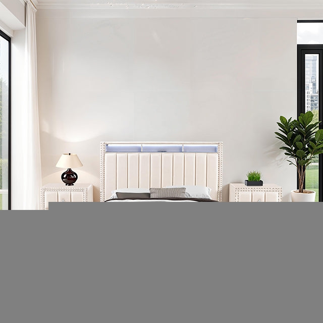 Farese Queen Bed w/ 2 Nightstands